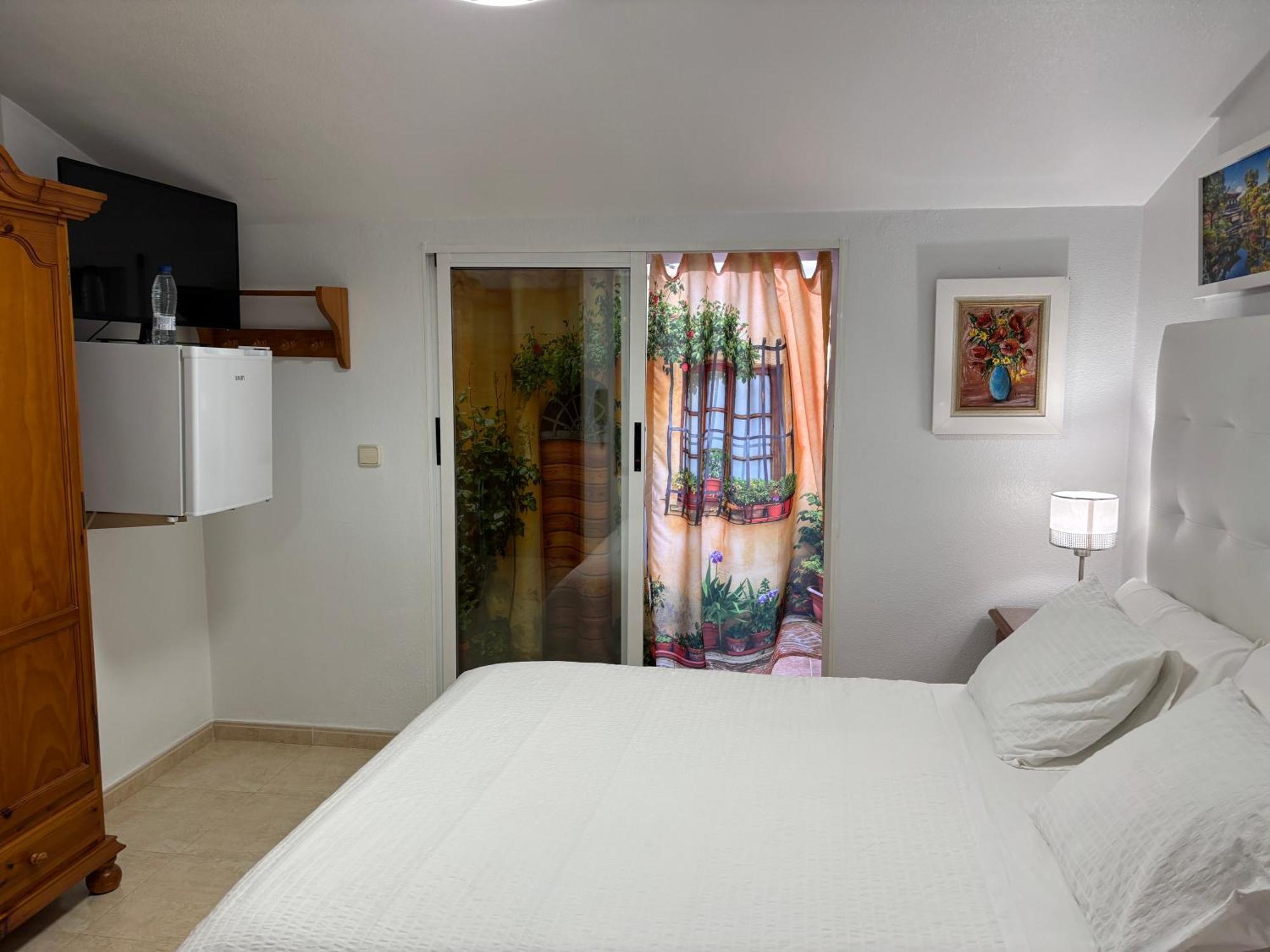 Apartamentos Turisticos Juanita "Ope" Арчена Екстериор снимка